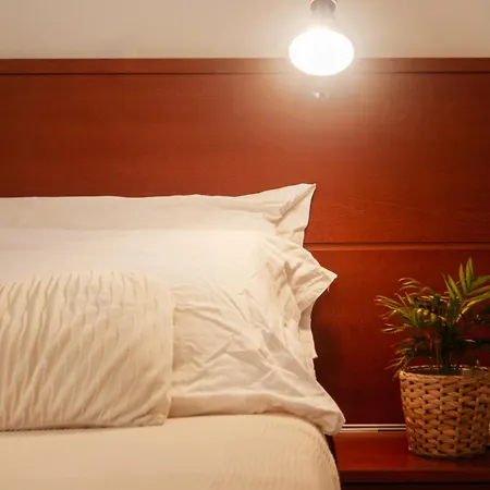 Aparthotel Marbela &