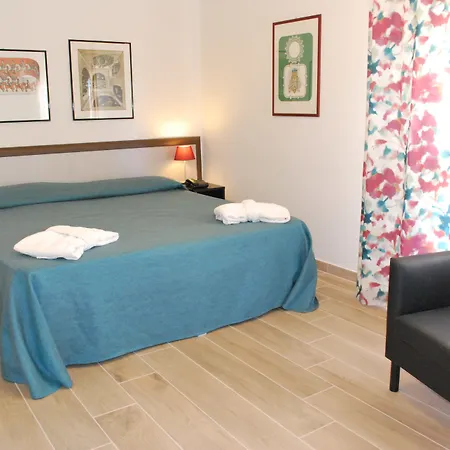 Marbela & Lejlighedshotel