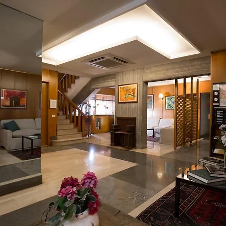 Aparthotel Marbela & 3*